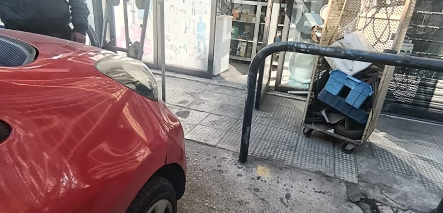 For Sale: Shop in Bauchrieh, Metn