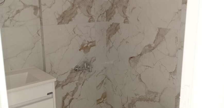 For Sale: Apartment in Ras Beirut