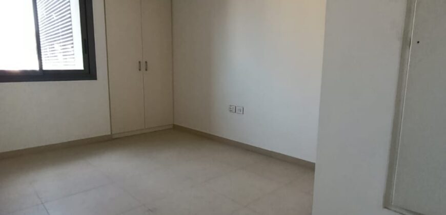 For Sale: Apartment in Antelias, Metn