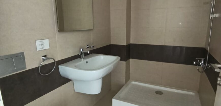 For Sale: Apartment in Antelias, Metn