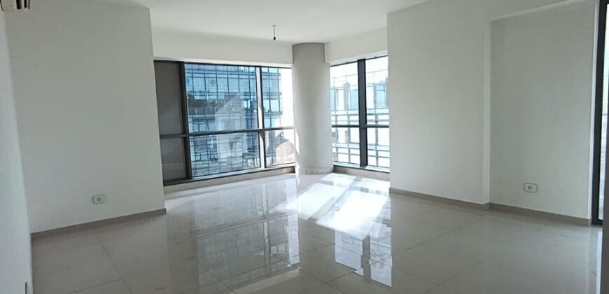 For Sale: Apartment in Antelias, Metn