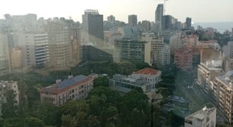 For Sale: Apartment in Ain El Mraisseh