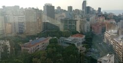 For Sale: Apartment in Ain El Mreisseh