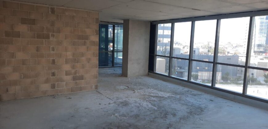 For Rent: Apartment in Dekweneh, Metn