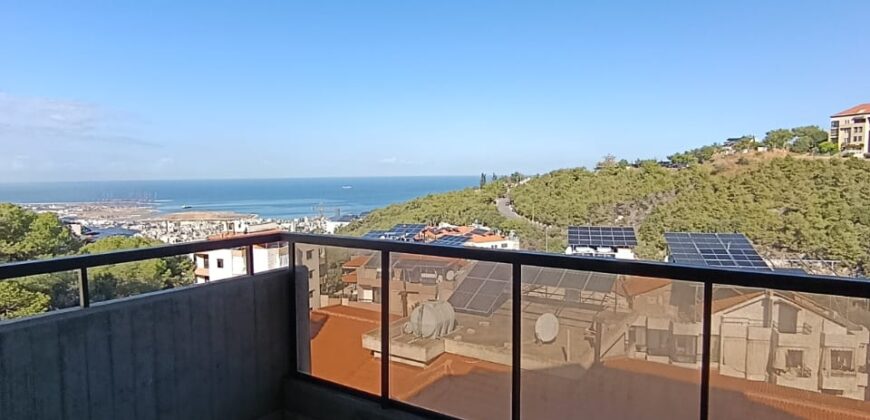 For Sale: Apartment in Tilal Ain Saade, Metn