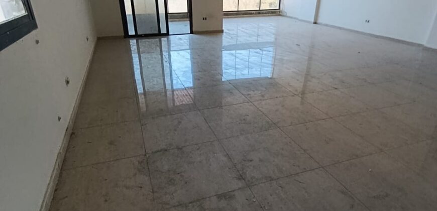 For Sale: Apartment in Tilal Ain Saade, Metn