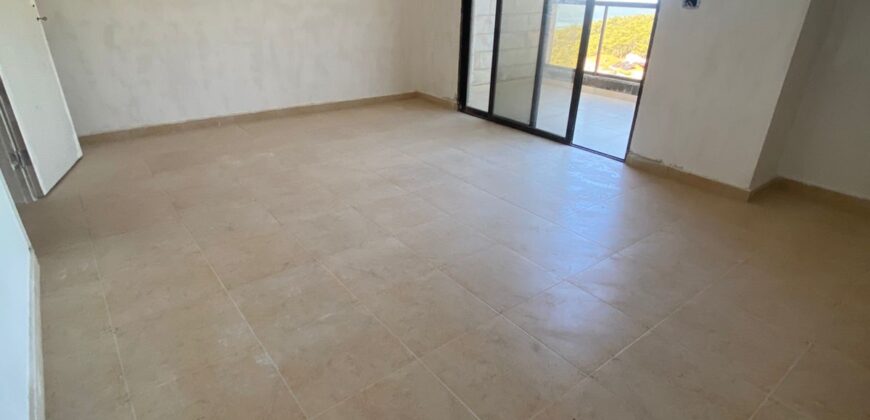 For Sale: Duplex Apartment in Tilal Ain Saade, Metn
