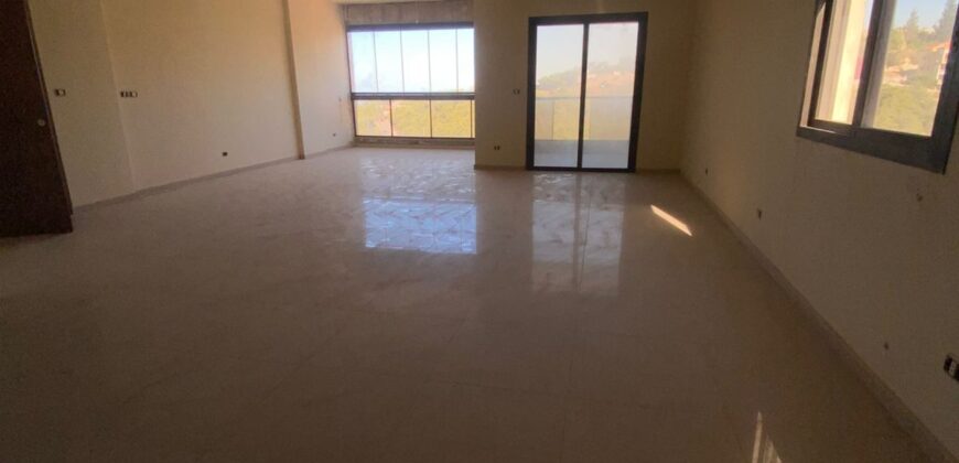For Sale: Duplex Apartment in Tilal Ain Saade, Metn