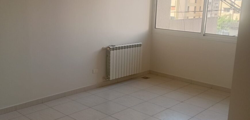 For Sale: Apartment in Jal El Dib, Metn