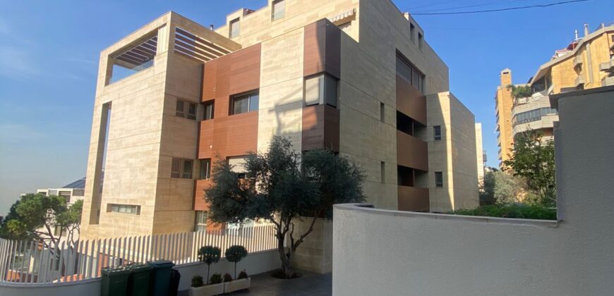 For Sale: Luxury Apartment in Ain Saade, Metn