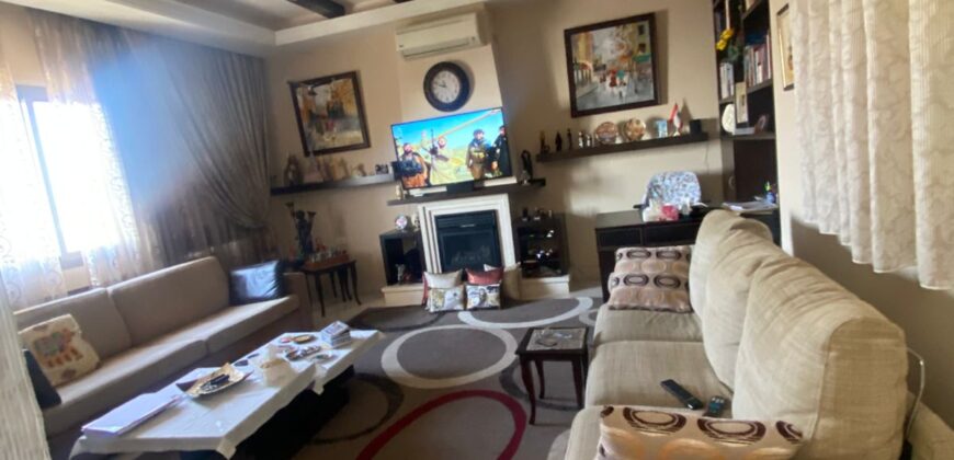 For Sale: Luxury Apartment in Ain Saade, Metn