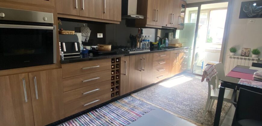 For Sale: Luxury Apartment in Ain Saade, Metn