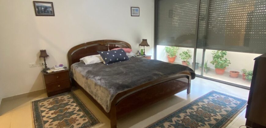 For Sale: Luxury Apartment in Ain Saade, Metn