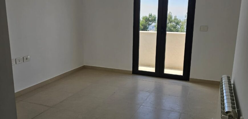 For Sale: Apartment in Beit Misk, Metn