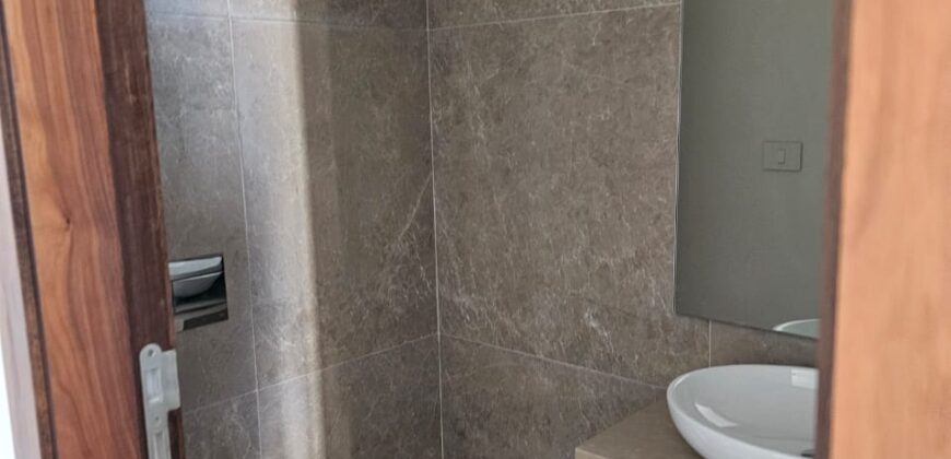 For Sale: Apartment in Beit Misk, Metn