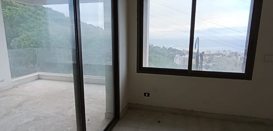 For Sale: Duplex Apartment in Ain Saade, Metn