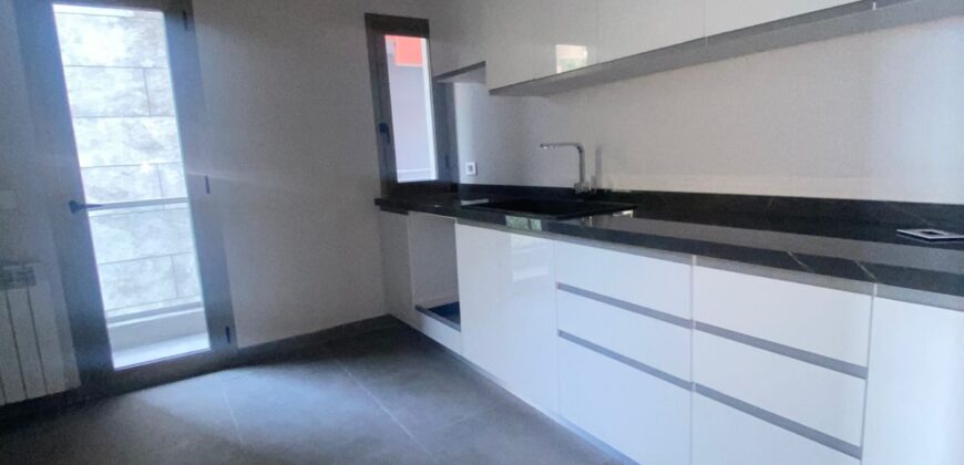 🏡 For Sale: Apartment in Dbayeh, Metn