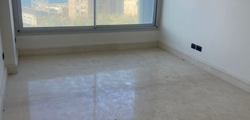 For Sale: Apartment in Rawche, Beirut