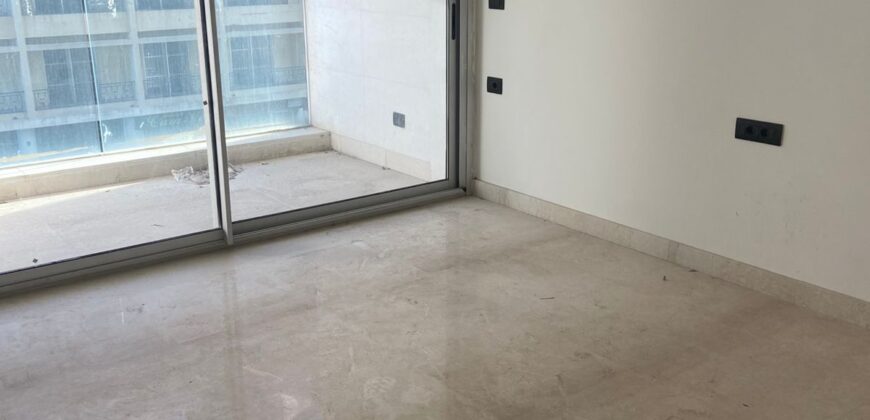 For Sale: Apartment in Rawche, Beirut