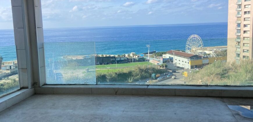 For Sale: Apartment in Rawche, Beirut