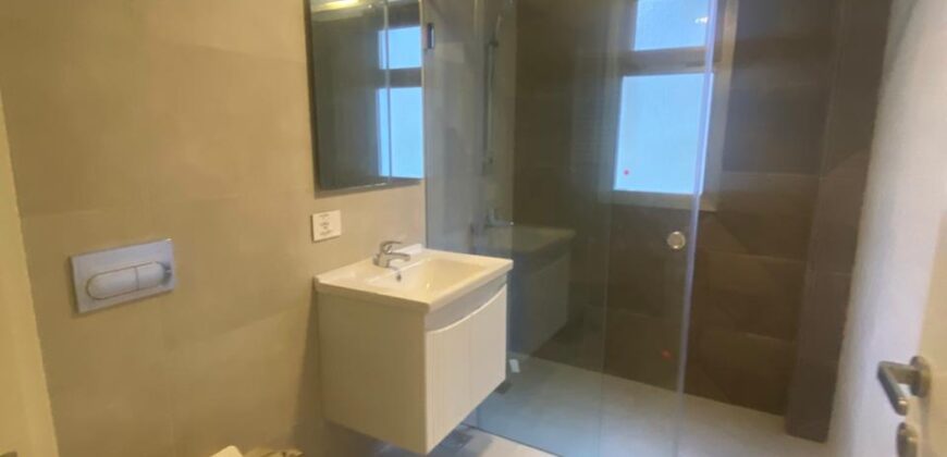 For Sale: Apartment in Beit Mery, Metn