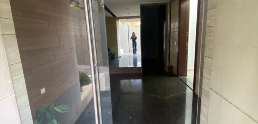 For Sale: Apartment in Beit Mery, Metn