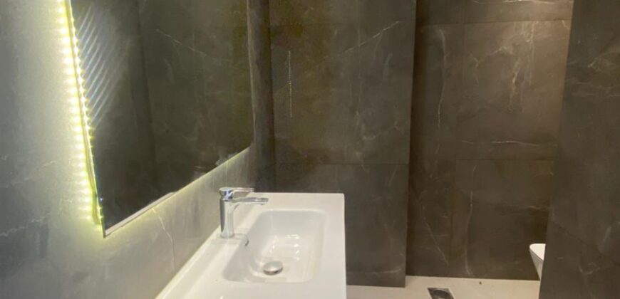 For Sale: Apartment in Beit Mery, Metn