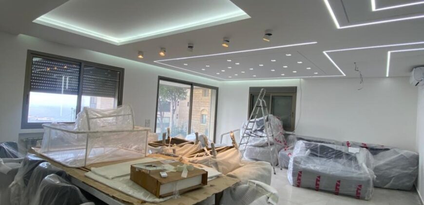 For Sale: Apartment in Beit Mery, Metn