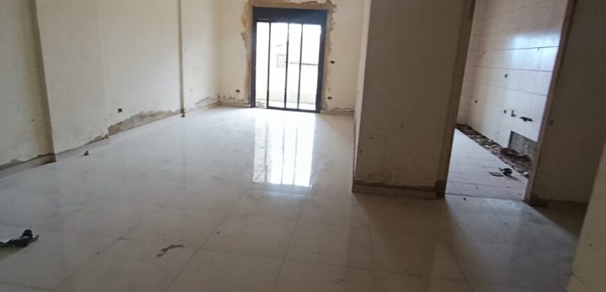 For Sale: Apartment in Mar Roukouz, Metn