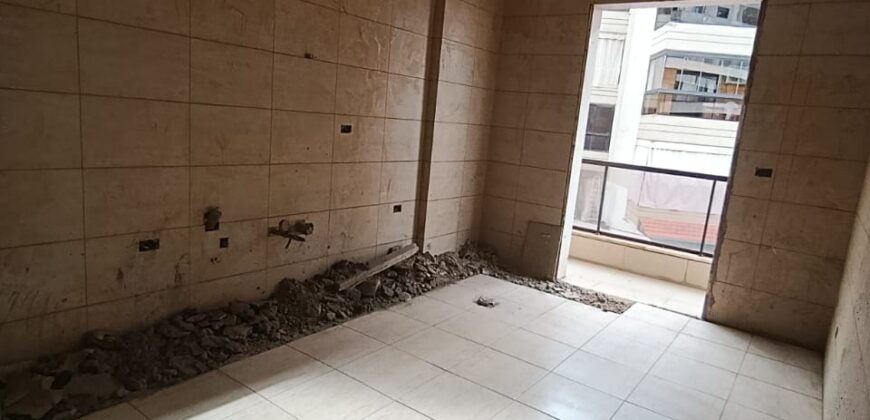 For Sale: Apartment in Mar Roukouz, Metn