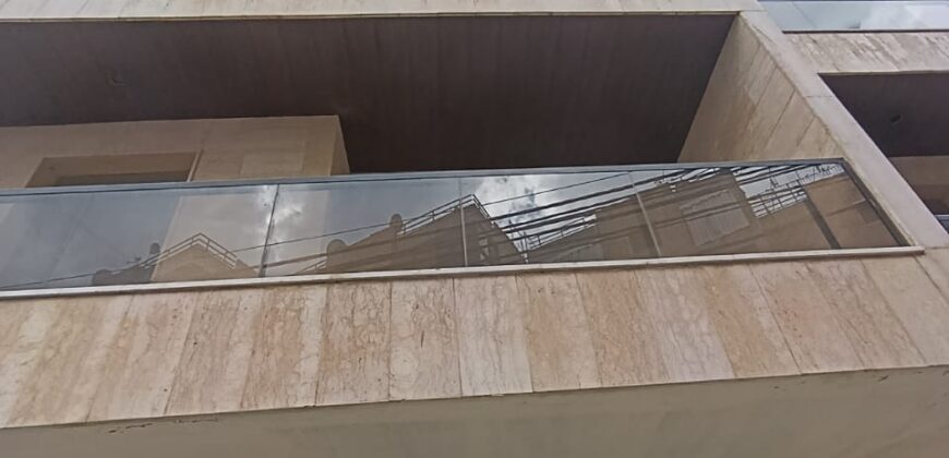 For Sale: Apartment in Mar Roukouz, Metn