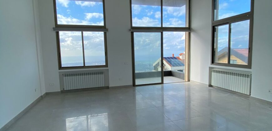 For Sale: Apartment in Beit Mery, Metn