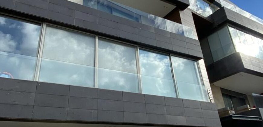 For Sale: Apartment in Beit Mery, Metn