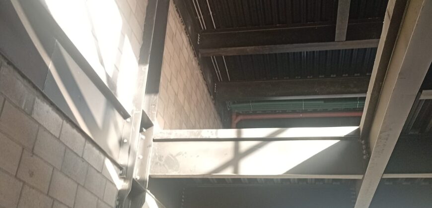 For Rent: Shop in Hazmieh, Baabda