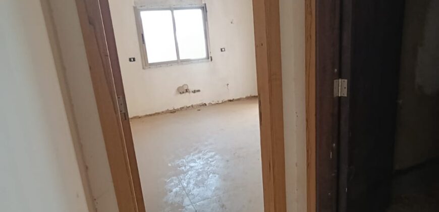 For Sale: Apartment in Awkar, Metn
