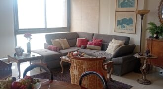 For Sale: Apartment in Achrafieh