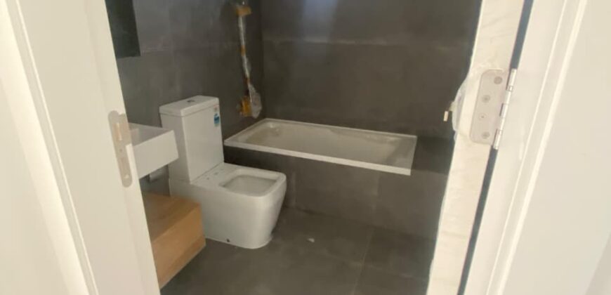 For Sale: Apartment in Dbayeh, Metn