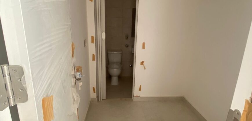 For Sale: Apartment in Dbayeh, Metn