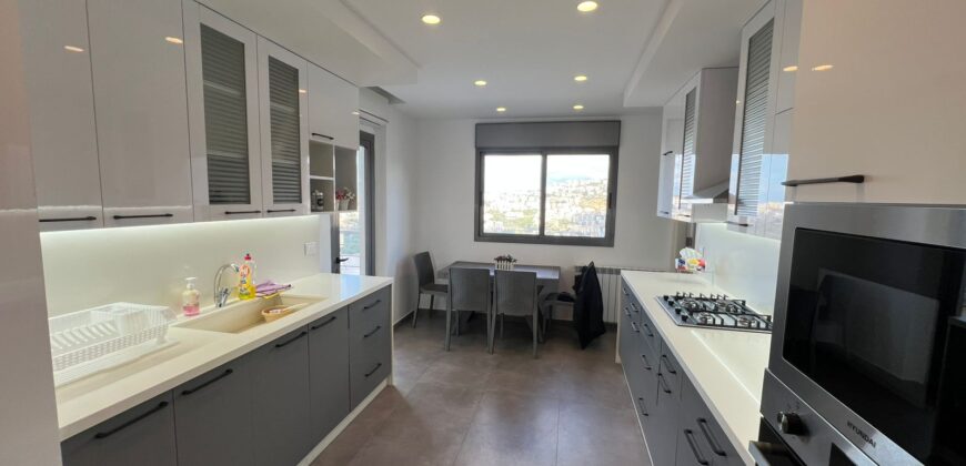 For Rent: Apartment in Louaizeh-Baabda