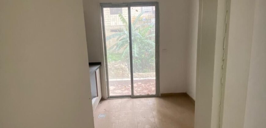 For Sale: Apartment in Mansourieh-Metn