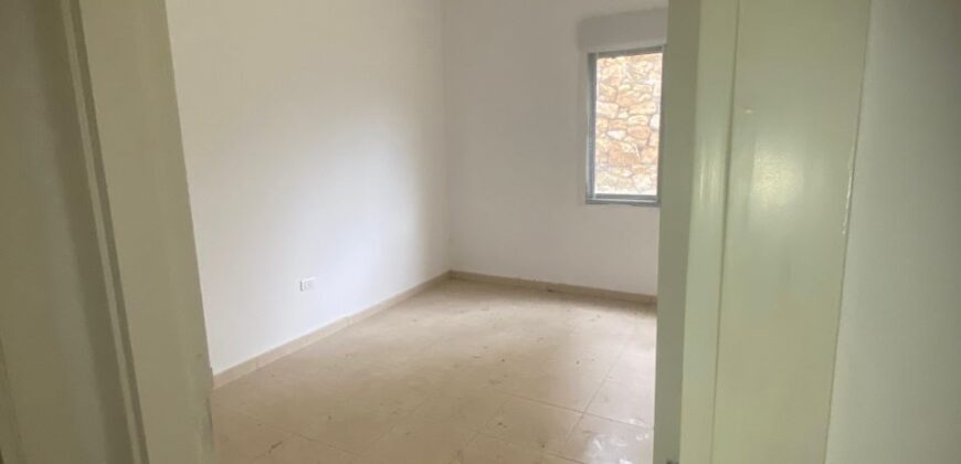 For Sale: Apartment in Mansourieh-Metn