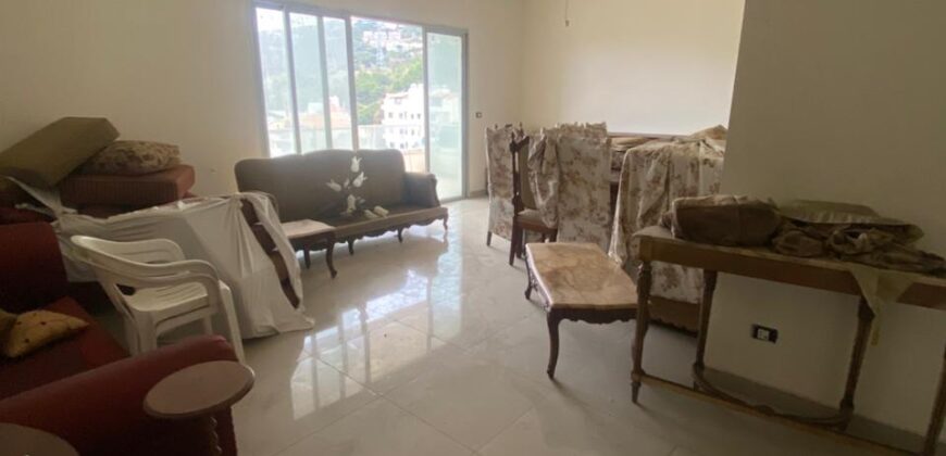For Sale: Apartment in Mansourieh-Metn