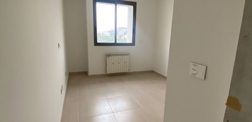 For Sale: Apartment in Bsalim-Metn