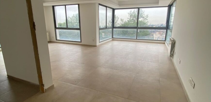 For Sale: Apartment in Bsalim-Metn