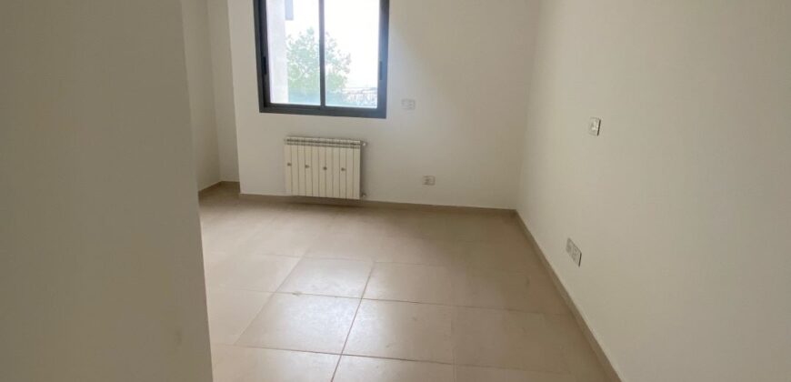 For Sale: Apartment in Bsalim-Metn