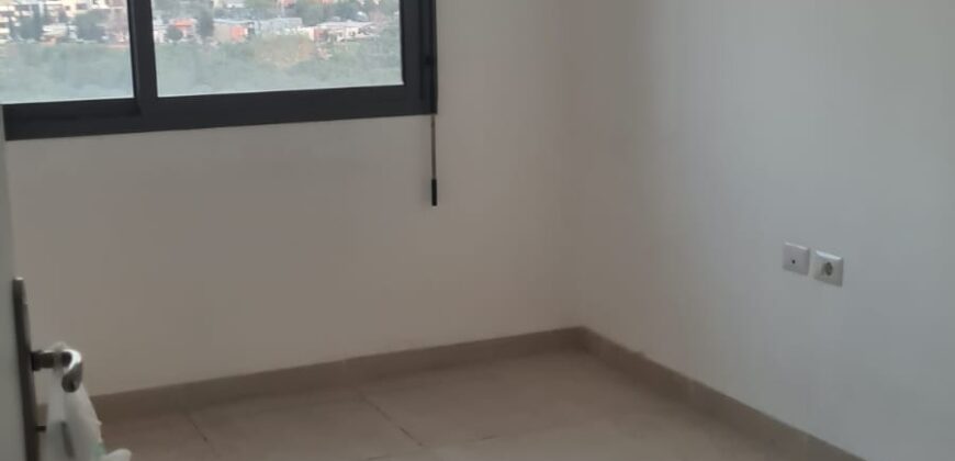 For Sale: Apartment in Mar Roukouz-Metn