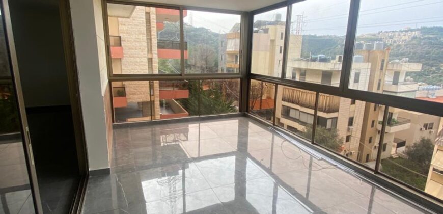 For Sale: Apartment in Monteverde-Metn