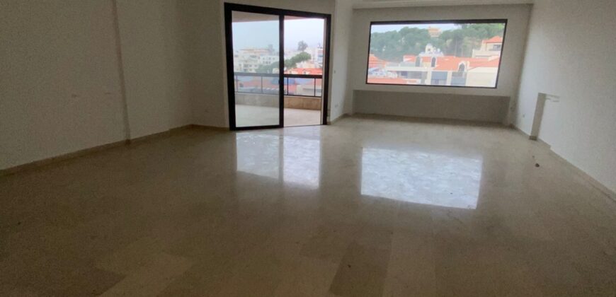 For Sale: Apartment in Mar Roukouz-Metn