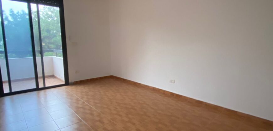 For Sale: Apartment in Mar Roukouz-Metn