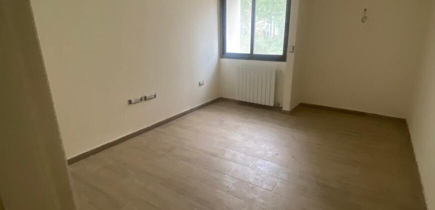 For Sale: Apartment in Monteverde-Metn